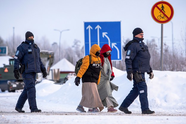 Nielegalnych migrantów nie powstrzymała nawet sroga arktyczna zima /JANNE KURONEN /PAP/EPA