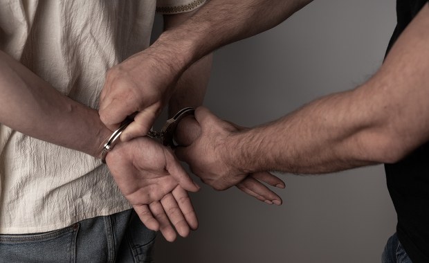 Niemal 150 policjantów w akcji. Koniec obławy na zabójcę brata