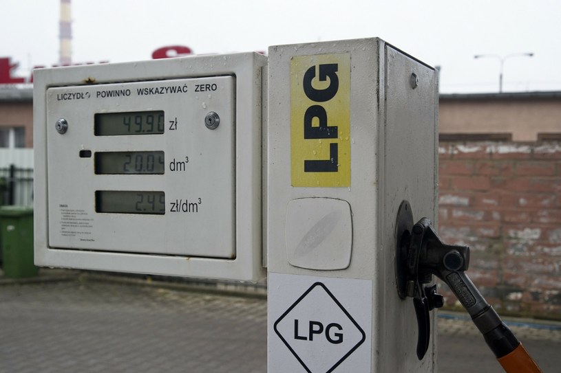 Niemal 2/3 gazu LPG w Polsce pochodzi z Rosji /Stanisław Bielski /Reporter
