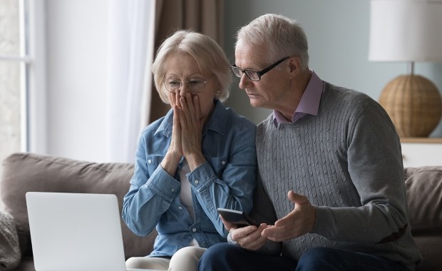 Niemal 4 mln złotych wyparowały z kont Polaków. 97 pokrzywdzonych