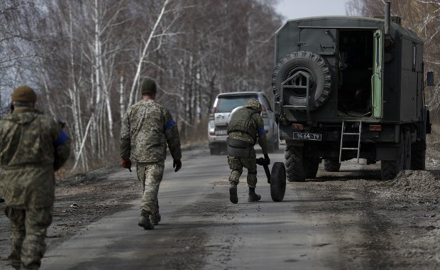 Niemcy 3 tygodnie zwlekali ze zgodą na dostawę broni dla Ukrainy