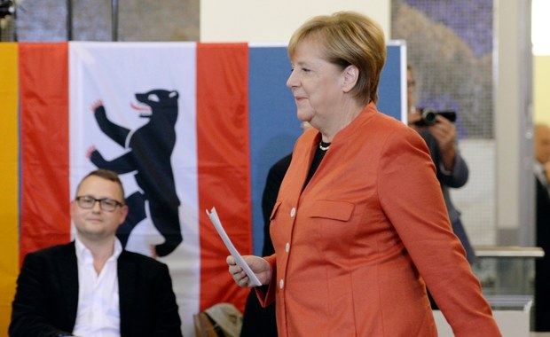 Niemcy: Angela Merkel zostaje na stanowisku kanclerza. CDU/CSU wygrywa wybory parlamentarne