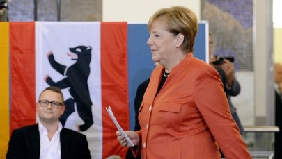 Niemcy: Angela Merkel zostaje na stanowisku kanclerza. CDU/CSU wygrywa wybory parlamentarne