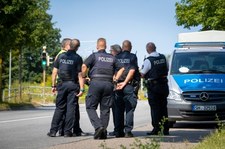 Niemcy: Atak nożownika w autbousie