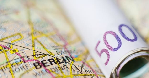 Niemcy dają każdemu emigrantowi 500 euro /&copy;123RF/PICSEL