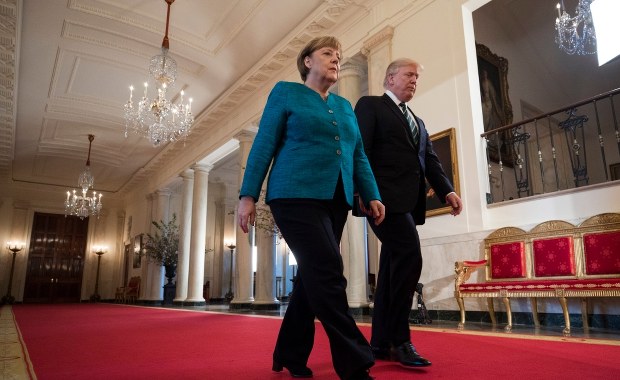 Niemcy i USA za współpracą ws. konfliktu na Ukrainie. O czym jeszcze rozmawiali Merkel i Trump?