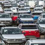 Niemcy kupują już tyle samochodów elektrycznych, ile diesli