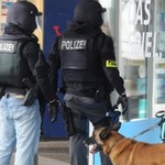 Niemcy: Mężczyzna zabarykadował się w restauracji, policja przypuściła szturm