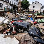 Niemcy: Największa powódź od 300 lat, nie żyje 45 osób 