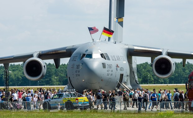 Niemcy opłacą pracowników w wojskowych bazach USA