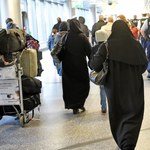 Niemcy: Pierwsza grupa Syryjczyków wylądowała w Hanowerze