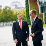 Niemcy po wizycie Nawrockiego. Temat reparacji zdominował przekaz