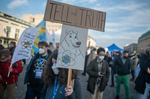 Niemcy: Protest aktywistów przeciwko zamykaniu elektrowni jądrowych