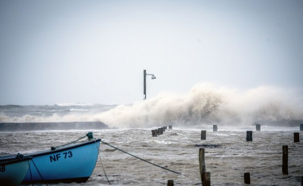 Niemcy: Silny sztorm w Szlezwiku-Holsztynie. Ewakuowano około 2 tys. osób