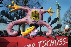 Niemcy śmieją się z Christiana Wulffa. Były prezydent bohaterem karnawałowych pochodów 