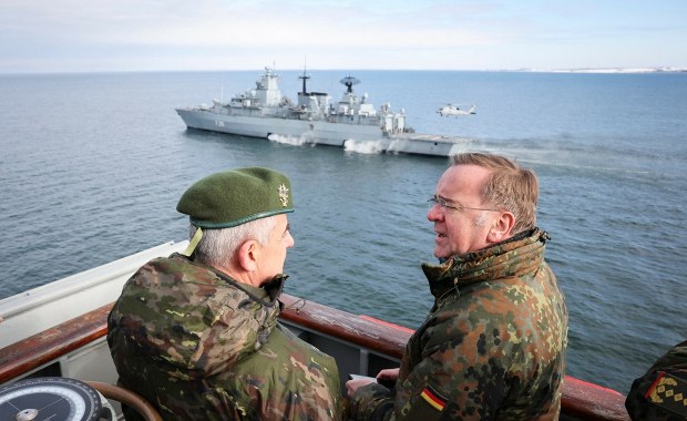 Niemcy śnią o potędze i boją się obudzić. Strategia skrytykowana