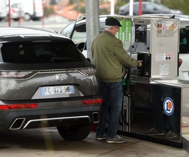 Niemcy. Taniej na stacjach benzynowych i w transporcie publicznym