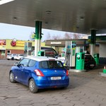 Niemcy tankują w Polsce tańsze paliwo