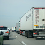Niemcy testują elektryczne autostrady. Ciężarówki będą jak pociągi?
