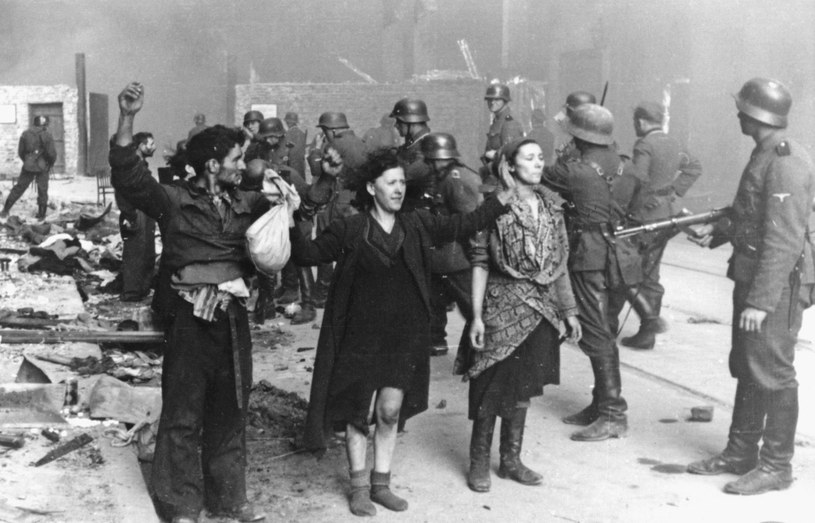 "Niemcy wiedzą o Holokauście, ale niewiele o zbrodniach na reszcie Polaków" - mówi historyk Götz Aly /HUM Images/Universal Images Group /Getty Images