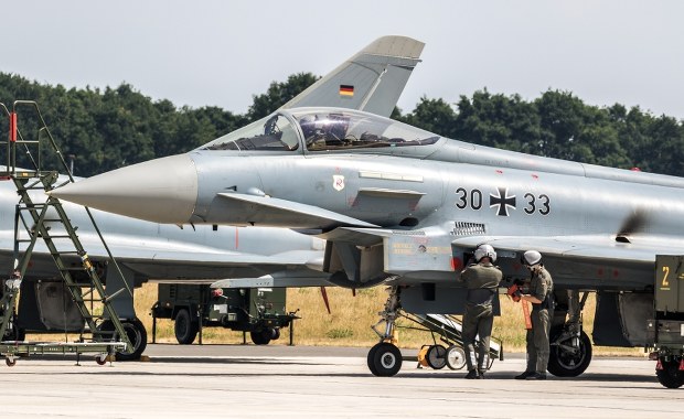 Niemcy wysyłają myśliwce do Malborka