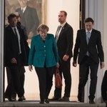 Niemcy: Zamieszanie ws. rozmów na temat rządu. Pilny telefon do Merkel