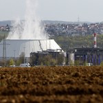 Niemcy zamknęli ostatnie elektrownie atomowe. Demonstracje w Berlinie