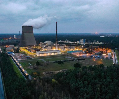 Niemcy zamknęły elektrownie jądrowe. Teraz importują energię elektryczną