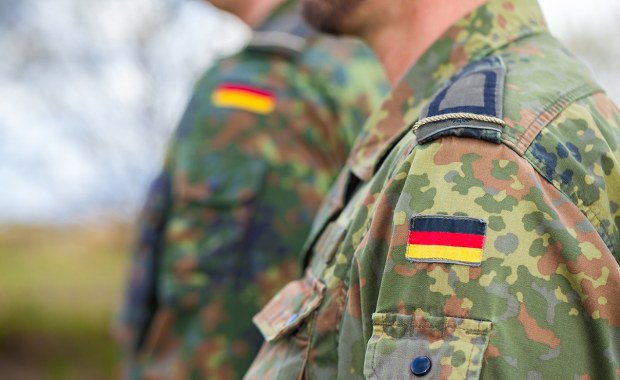 Niemcy zdecydowali ws. służby wojskowej. Spotkanie kryzysowe