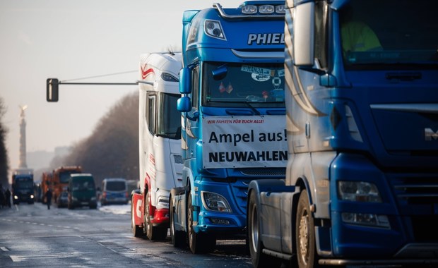 Niemieccy rolnicy zablokowali A11 - autostradę ze Szczecina na Berlin