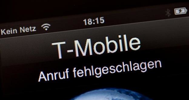 Niemieccy użytkownicy smartfonów mają kłopoty z zasięgiem /fot. picture-alliance/dpa/R. Vennenbernd /Deutsche Welle