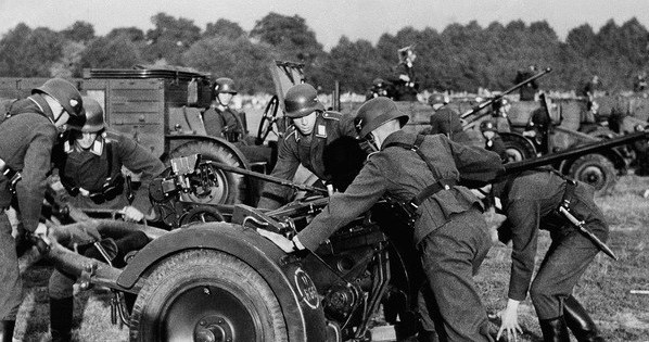 Niemiecka bateria przeciwlotnicza, sierpień 1939 /AP /East News