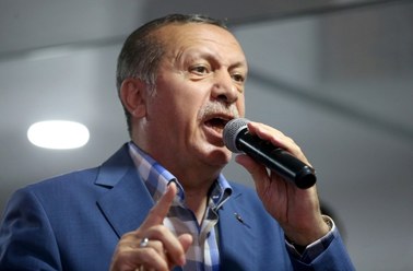 Niemiecka prasa ostrzega przed autorytarnymi zapędami Erdogana