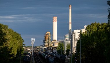 Niemiecka rafineria w pułapce. Media: Trudne rozmowy Berlin-Warszawa