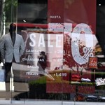 Niemiecka sieć odzieżowa bankrutuje. Sprzedawała garnitury od 90 lat