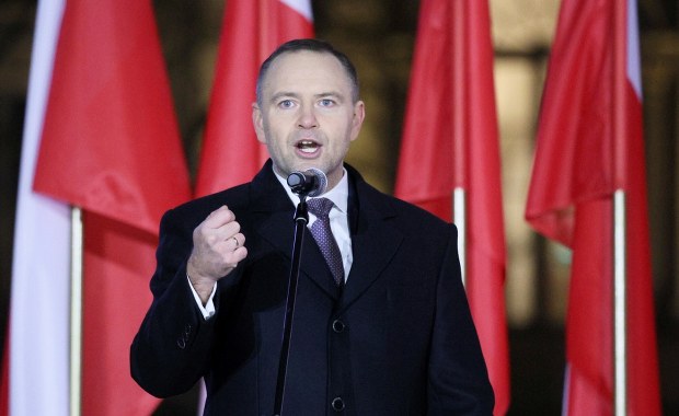 Niemiecki dziennik o Nawrockim: "Wchodzi w paradę"