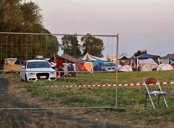 Niemiecki festiwal techno na wyspie Karsibór /Fot. iswinoujscie.pl /