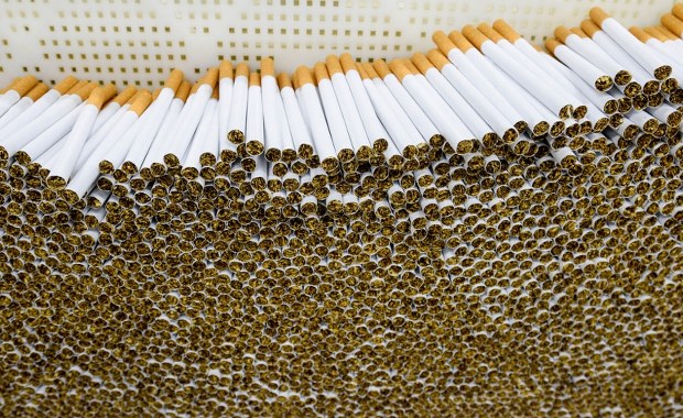 Niemiecki gigant tytoniowy zamyka fabrykę. Co z zakładem w Polsce?