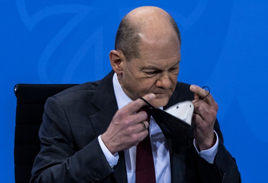 Niemiecki kanclerz Olaf Scholz /	PAP/EPA/JOHN MACDOUGALL / POOL /PAP/EPA