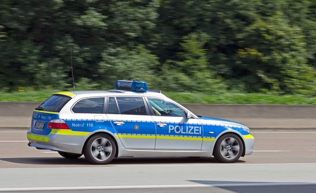 Niemiecki radiowóz zderzył się z osobówką na autostradzie A4