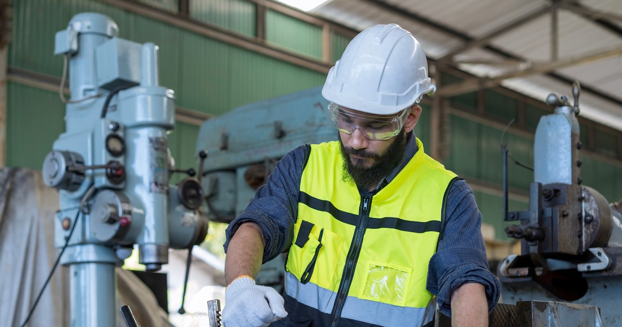 Niemieckie firmy skłania do przenoszenia i rozbudowy zakładów produkcyjnych w inne regiony kontynentu przede wszystkim wzrost kosztów, w tym cen energii. Zdjęcie ilustracyjne /123RF/PICSEL