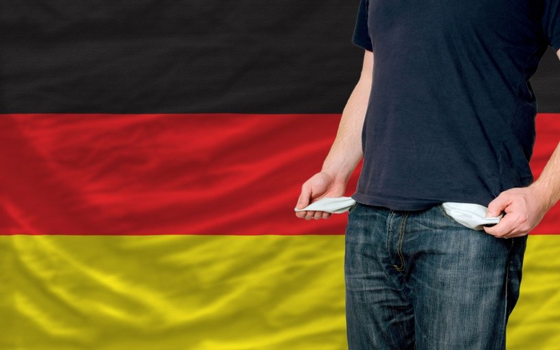 Niemieckie ministerstwo rodziny bada obecnie, czy prawo do zasiłku na dzieci, tzw Kindergeld, nie powinno być obwarowane jakimiś warunkami. /123RF/PICSEL