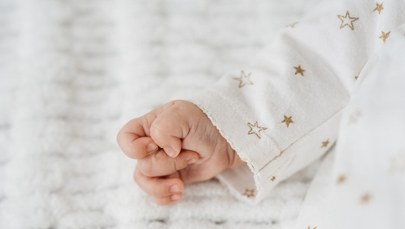 Niemowlę z ciężkimi obrażeniami w szpitalu. Jest areszt dla rodziców