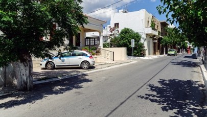 Niemowlę zmarło podczas snu. Rodzice zatrzymani przez grecką policję