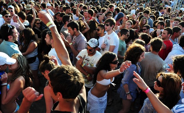 Nieoczekiwanie zjawiło się 5 tys. ludzi. Rave trwał sześć dni