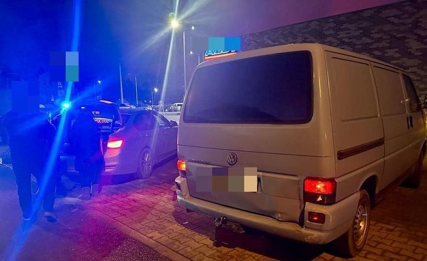 Nieodpowiedzialni seniorzy. Po alkoholu pojechali autem na zakupy