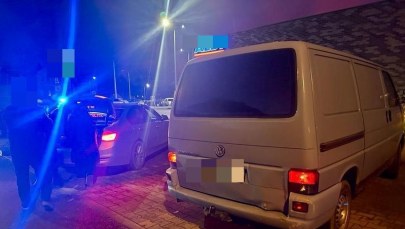 Nieodpowiedzialni seniorzy. Po alkoholu pojechali autem na zakupy