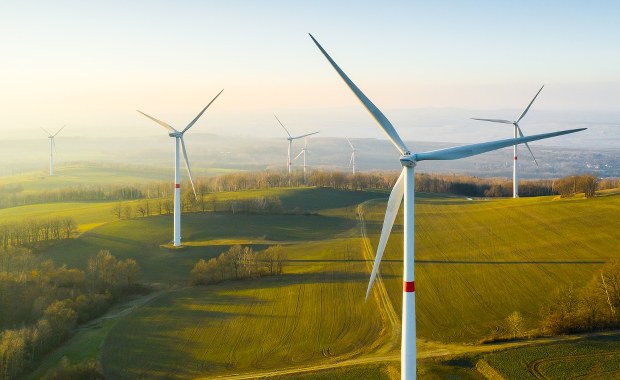 ​Nieoficjalnie: Bez nowelizacji ustawy wiatrakowej nie będzie wypłaty z KPO