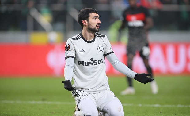 Nieoficjalnie: Mahir Emreli chce rozwiązać kontrakt z Legią Warszawa