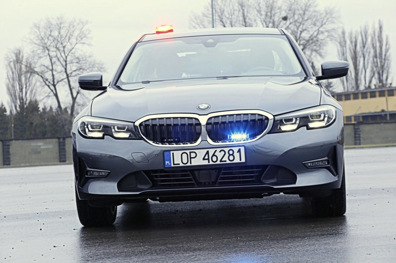 Nieoznakowany radiowóz BMW /Policja
